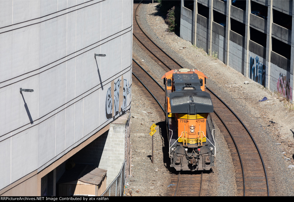 BNSF 7748